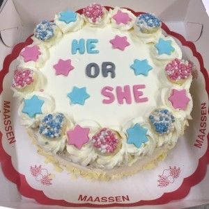 Gender reveal slagroom taart